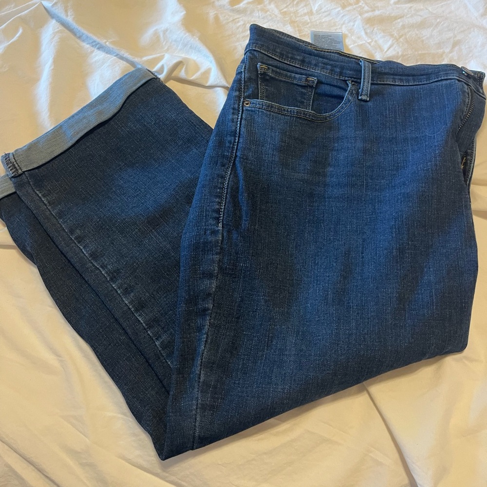 Levi’s capris